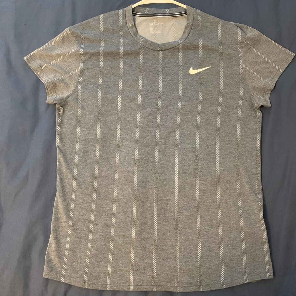 Blue Nike Short Sleeved Stiped Shirt. Nike Dri-Fit. Size L.